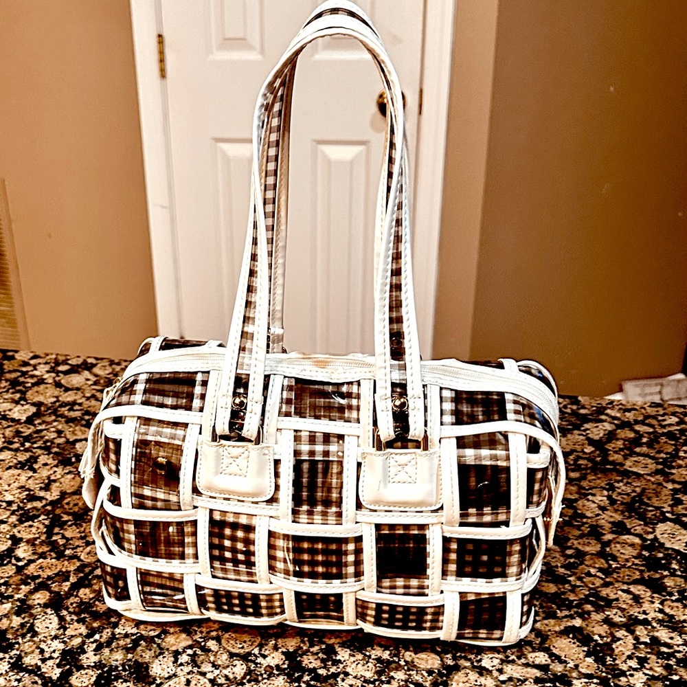 Gorgeous & Classy Hand bag.